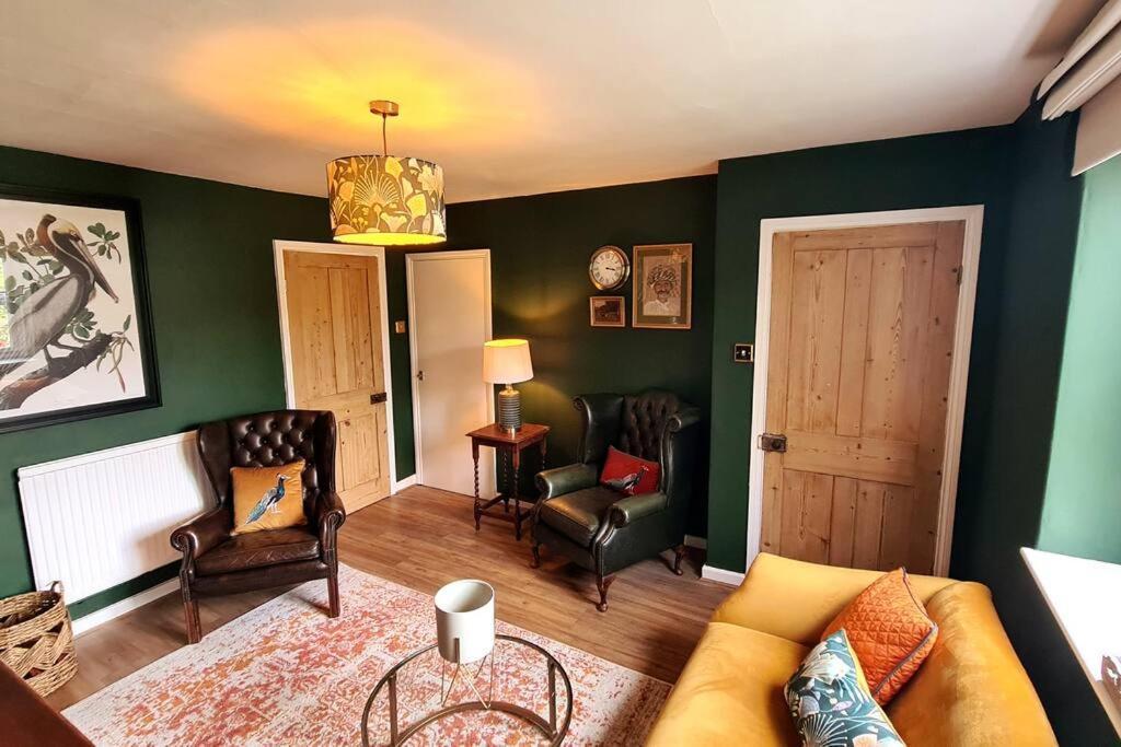 Gorgeous Two Bedroom House In Ely Exterior foto